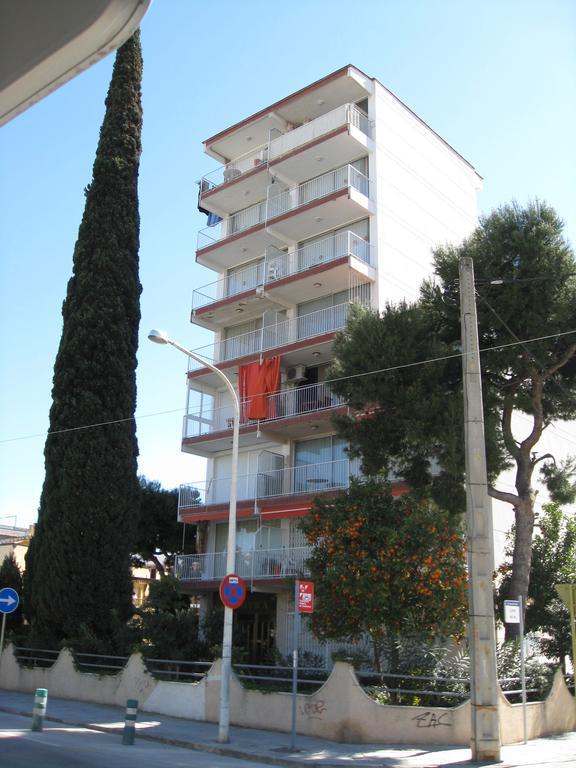 Estudis Àfrica Appartamento Segur de Calafell Esterno foto